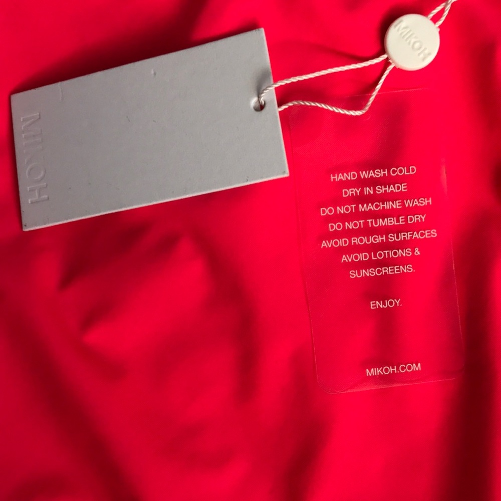 ❌SOLD❌ Mikoh Osaka One Piece - Picture 2 of 4